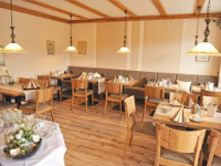 Neu renovierter Frühstücksraum im Gästehaus Rosenlay